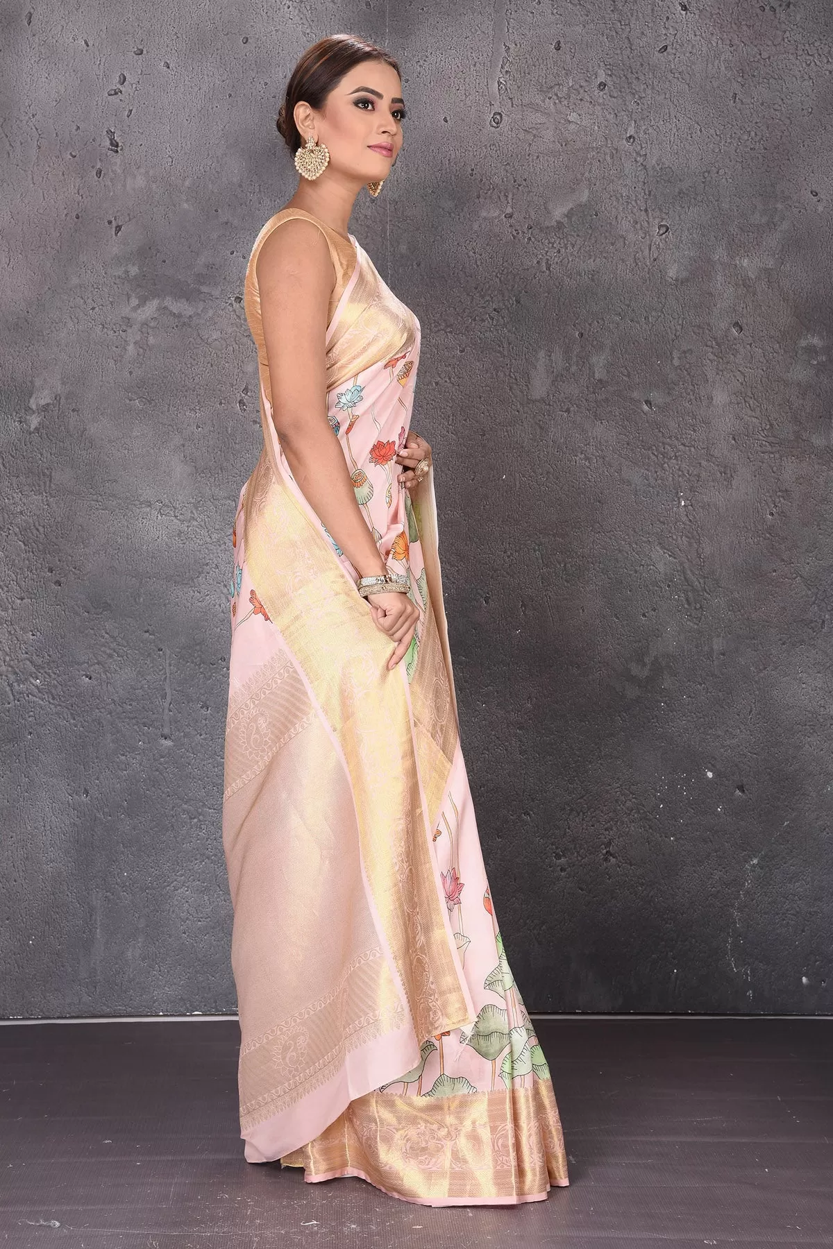 90M672 Powder Pink Printed Kanjeevaram Saree with Zari Border