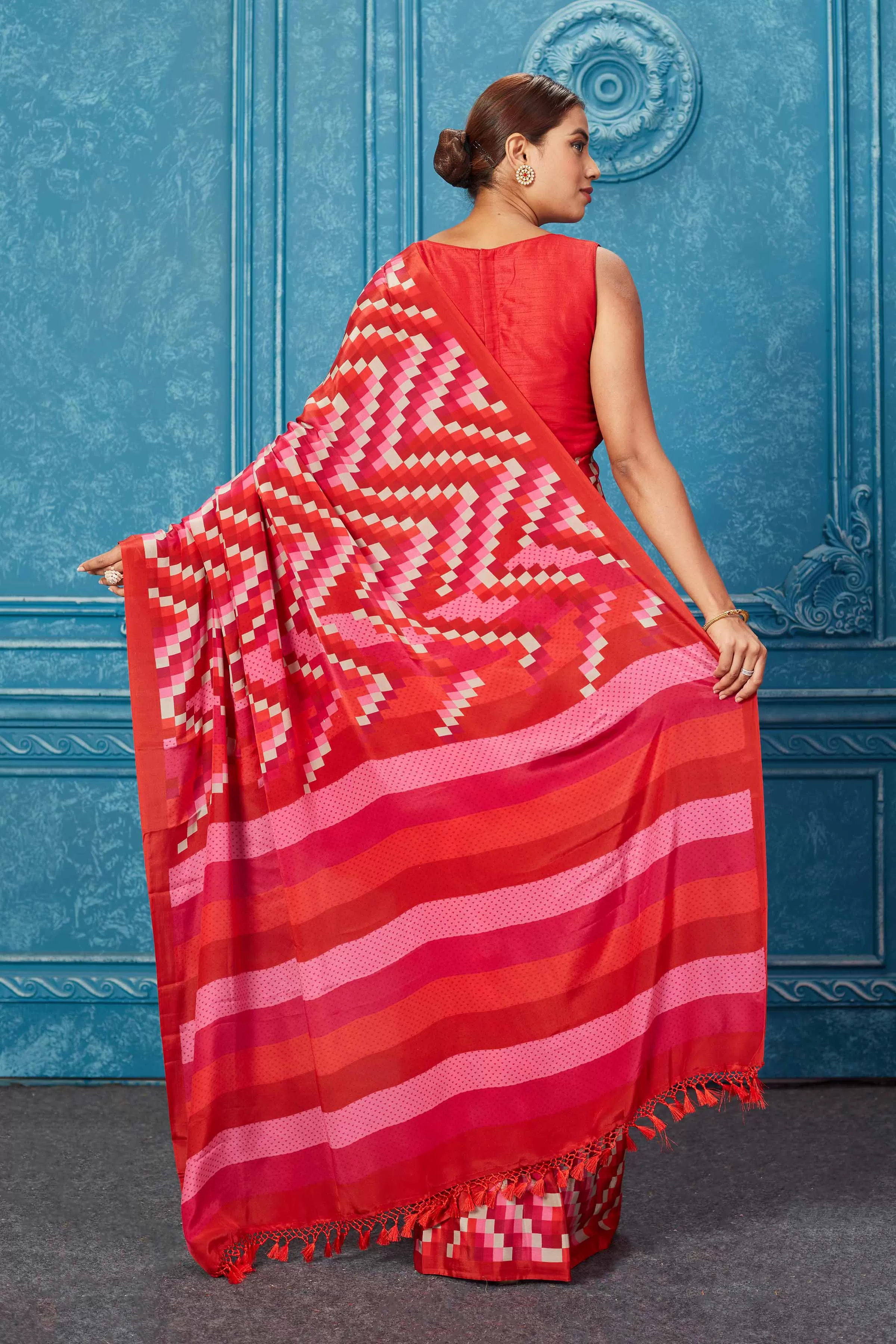 91A277 Red and Pink Printed Crepe Silk Saree