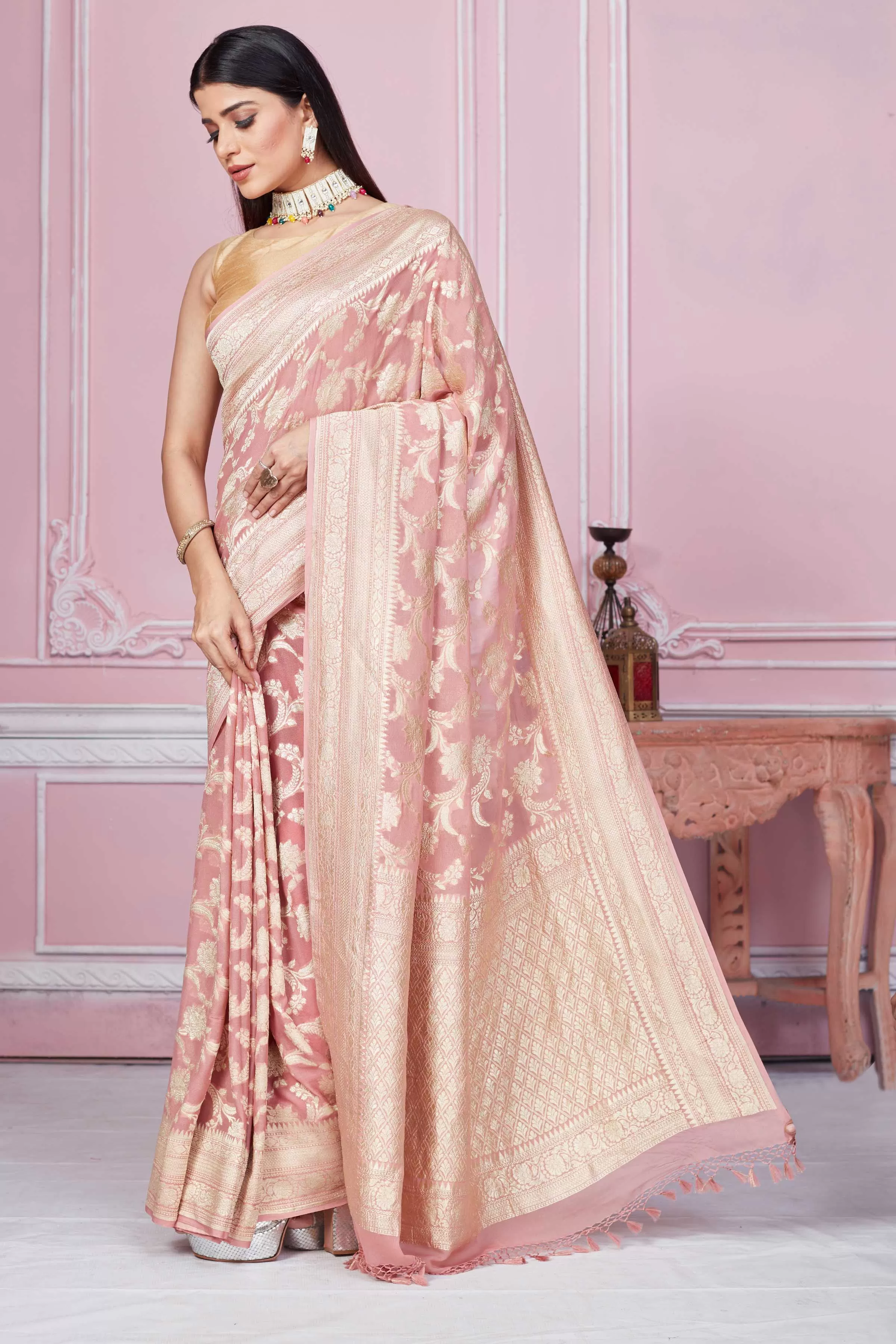 92A245 Dusty Pink Banarasi Saree With Floral Zari Jaal