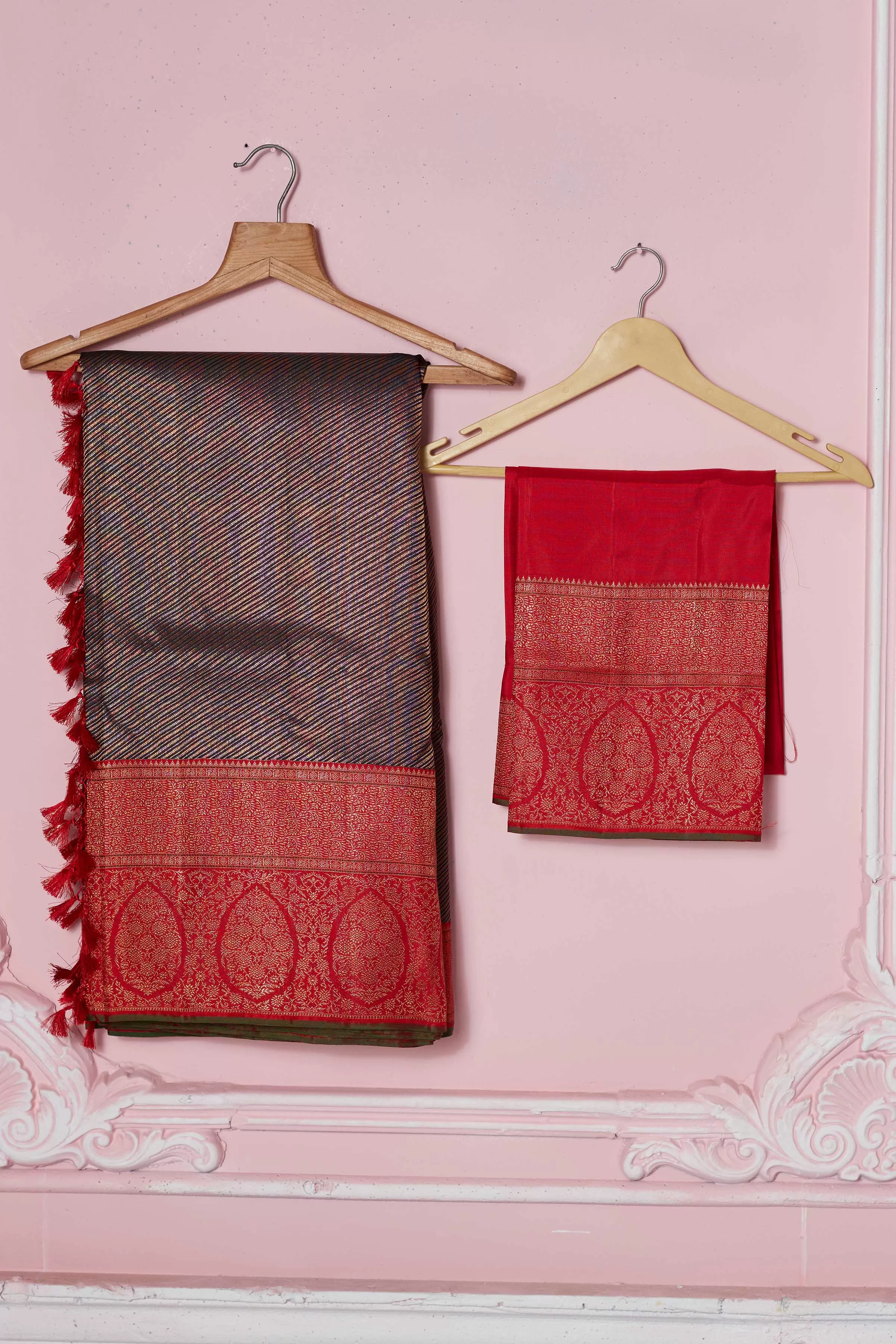 92A259 Brown Banarasi Saree With Red Zari Border