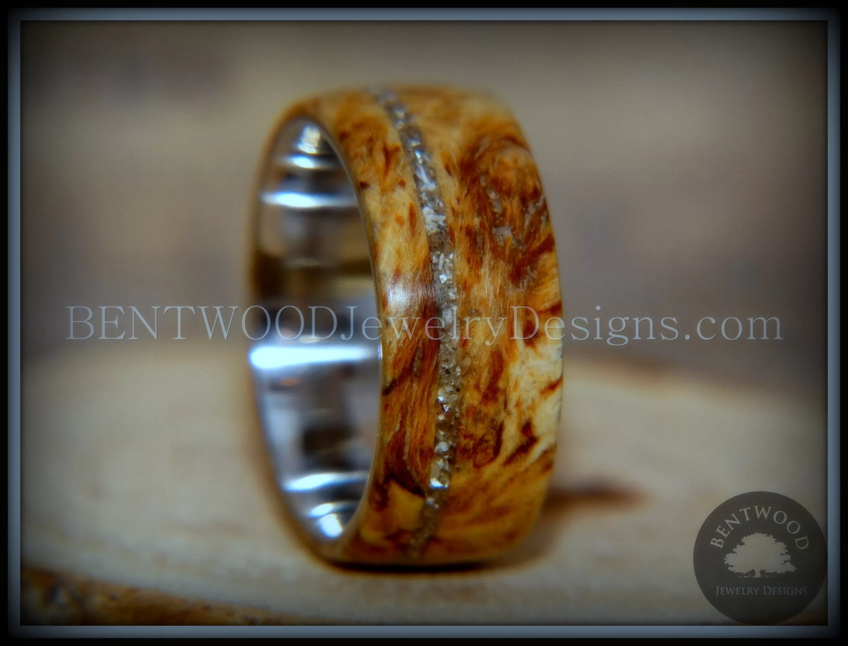 Bentwood Ring - Remembrance Maple Burl Cremation Ash Inlay on Surgical Steel Core