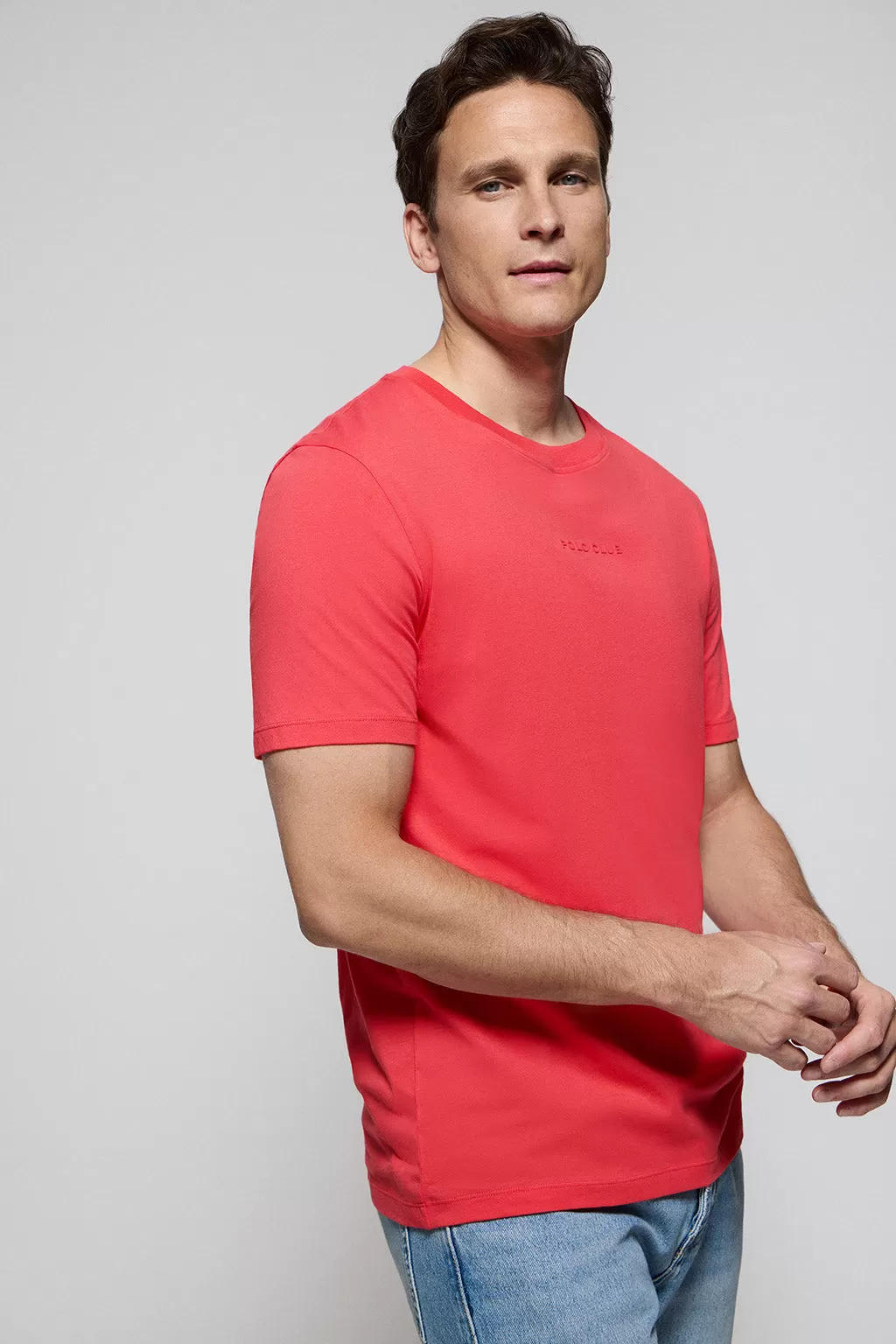 Camiseta Surfer loose fit coral con logo minimal engomado Polo Club