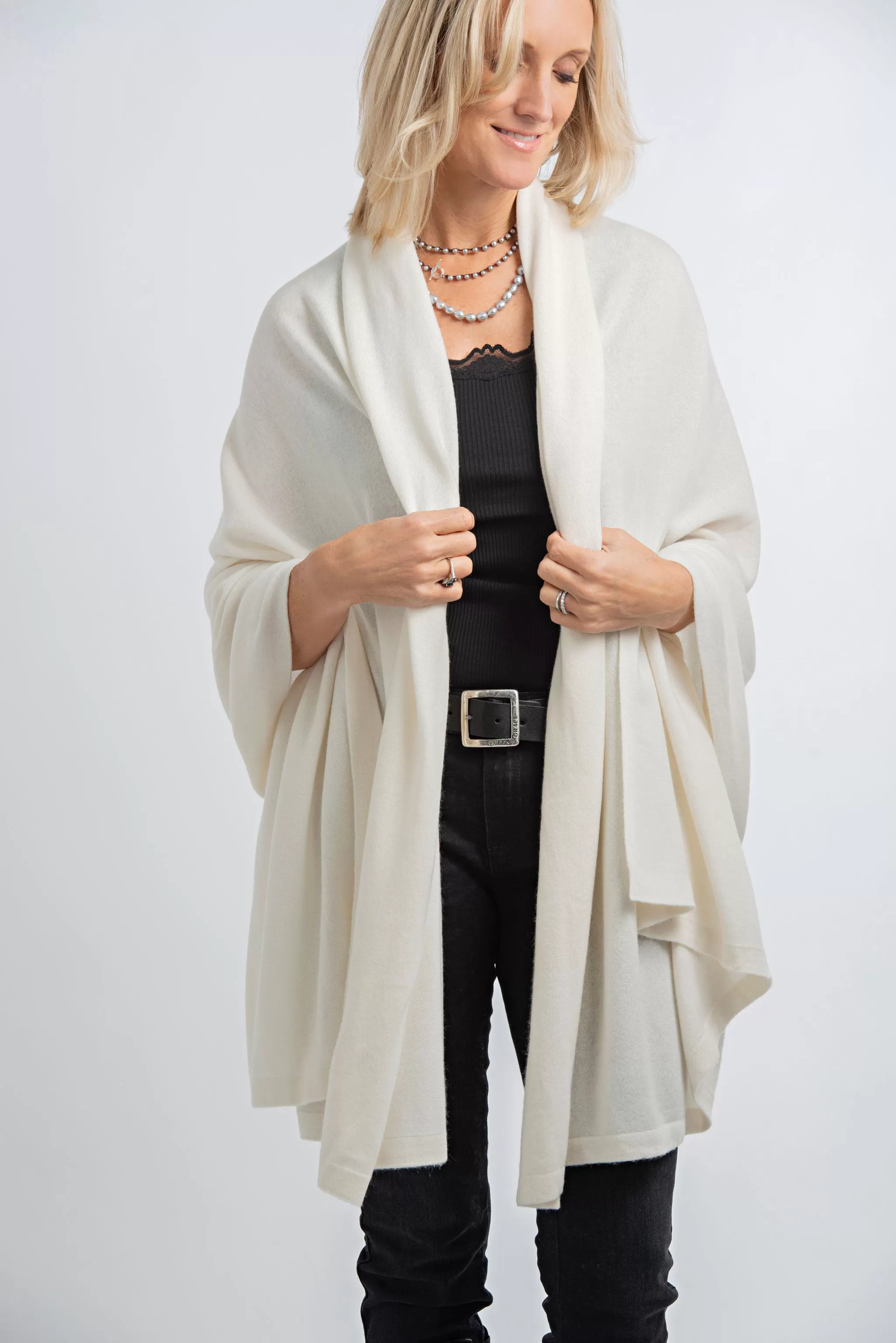 Cashmere Blanket Travel Wrap Cream | Parchment