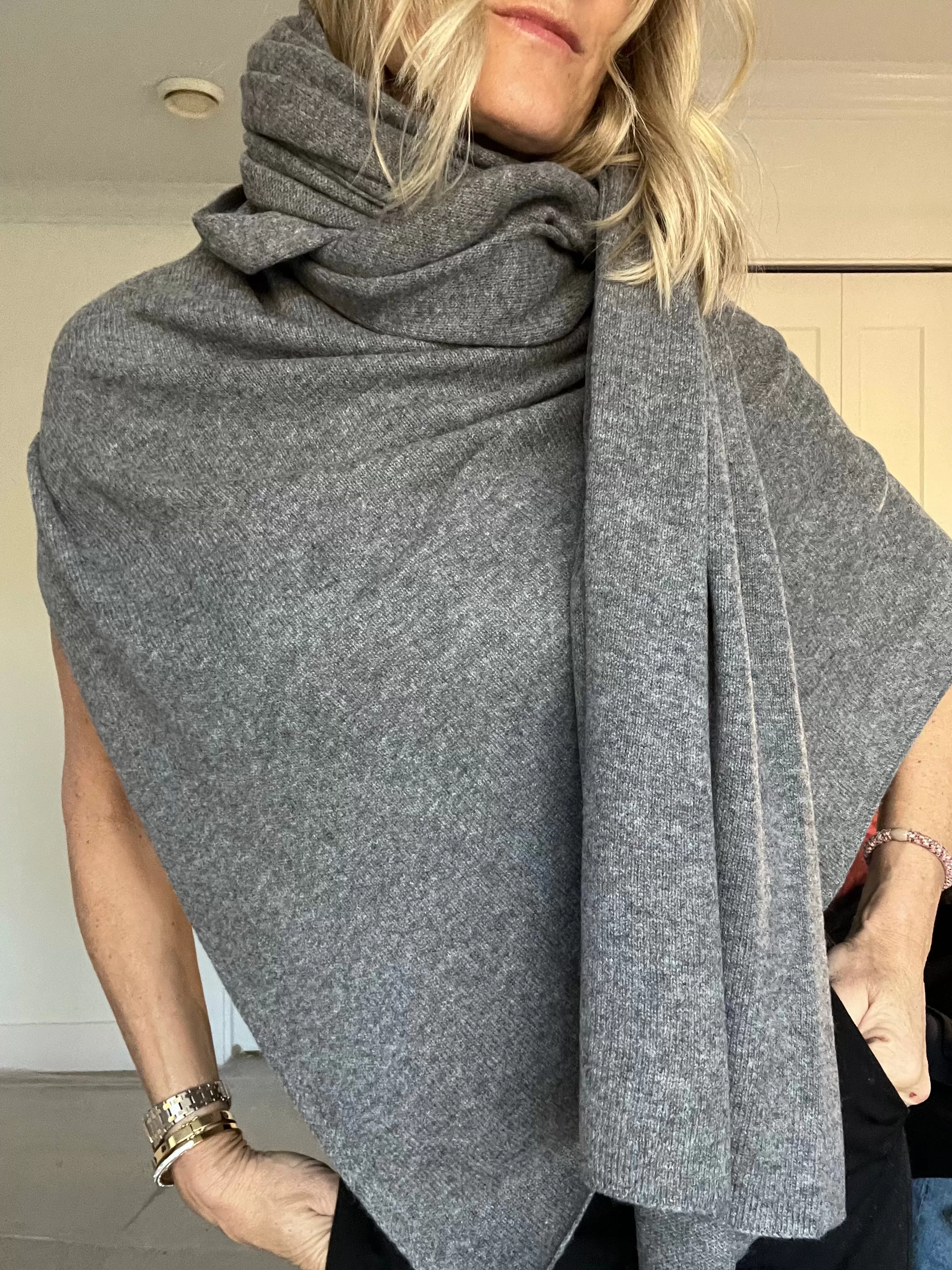 Cashmere Euro Wrap | Medium Grey