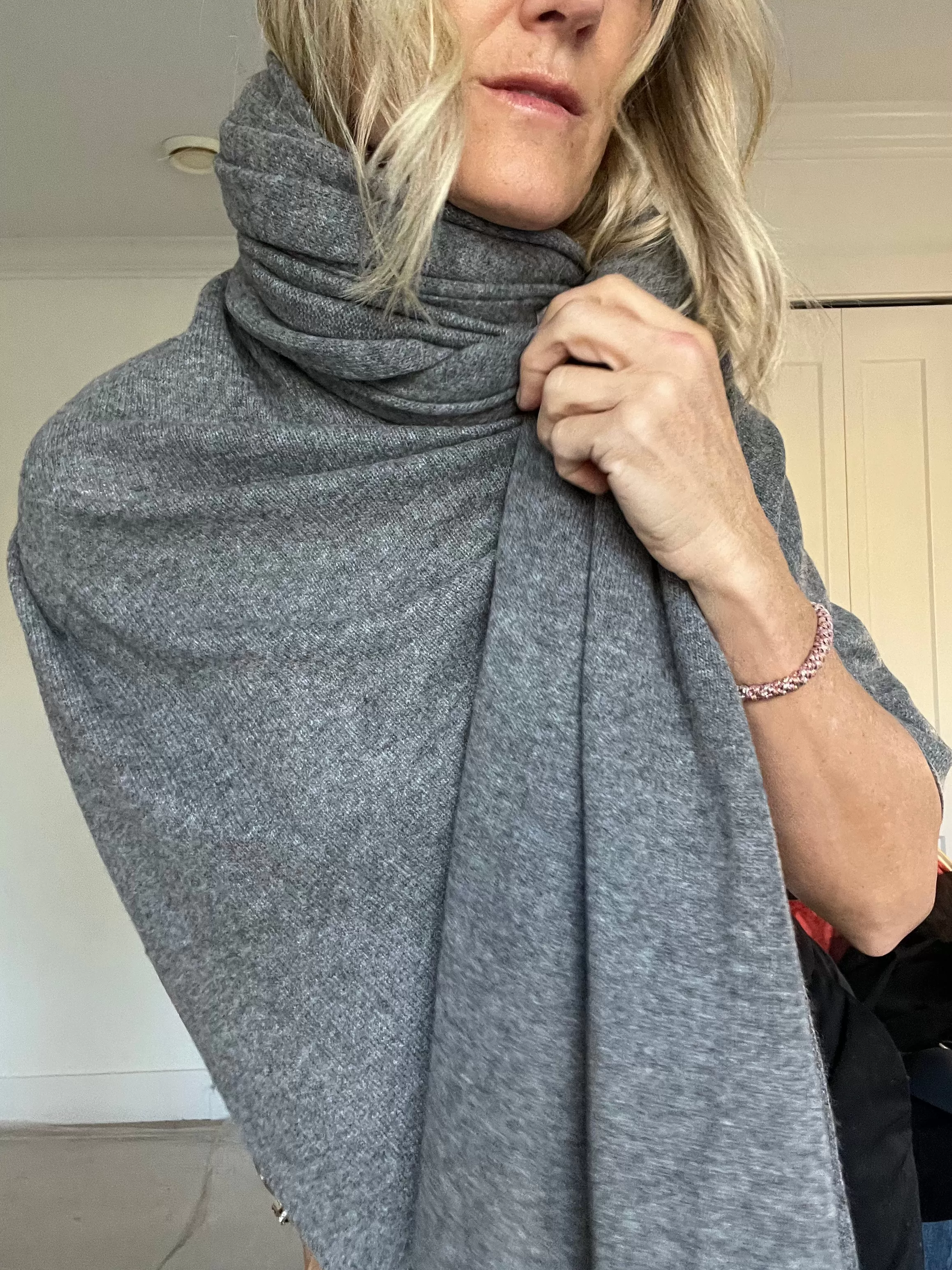 Cashmere Euro Wrap | Medium Grey