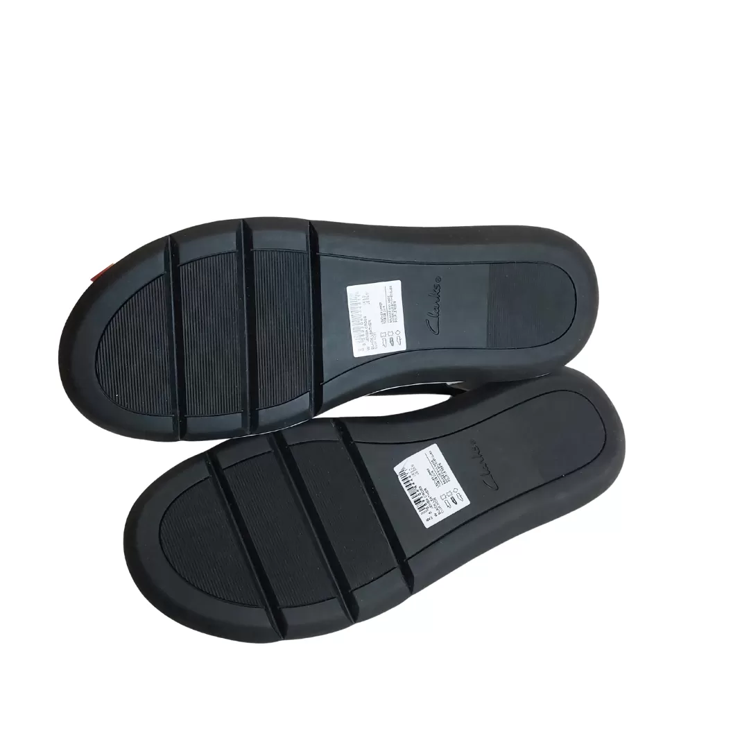 Clark's 'Jemsa' Black Leather Criss-cross Cushioned Sandals | Brand New |