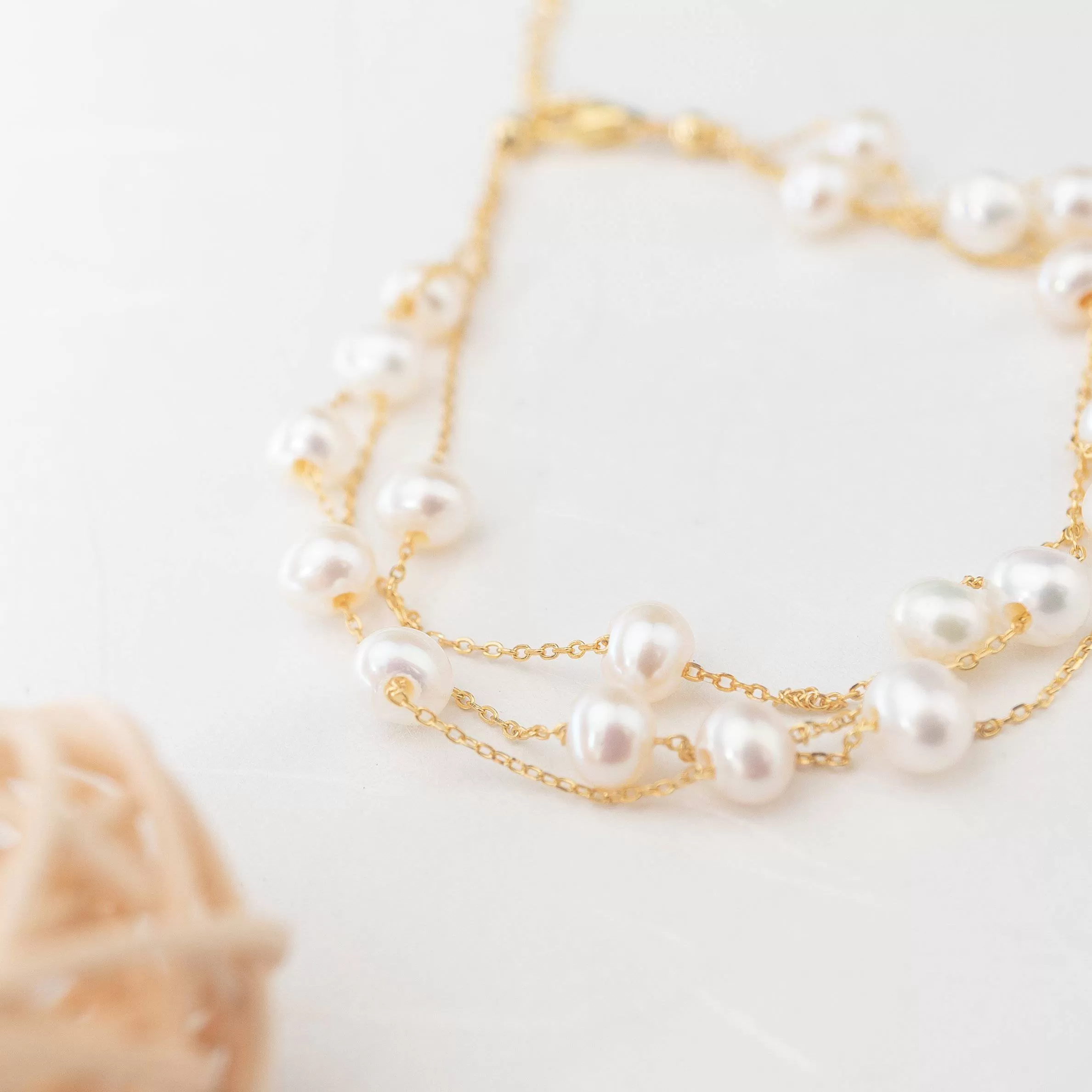 Elegant Freshwater Pearl Bracelet WB00046