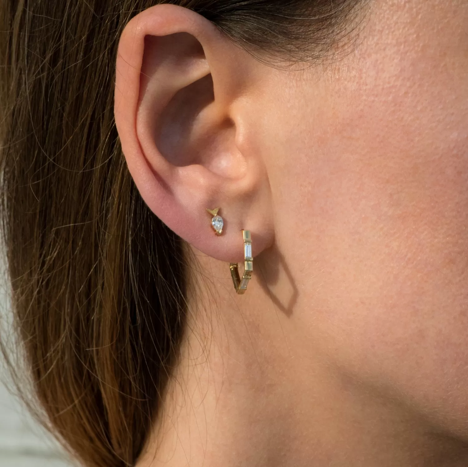 Goldfish Diamond Studs - Earrings with Pear Cut Diamonds