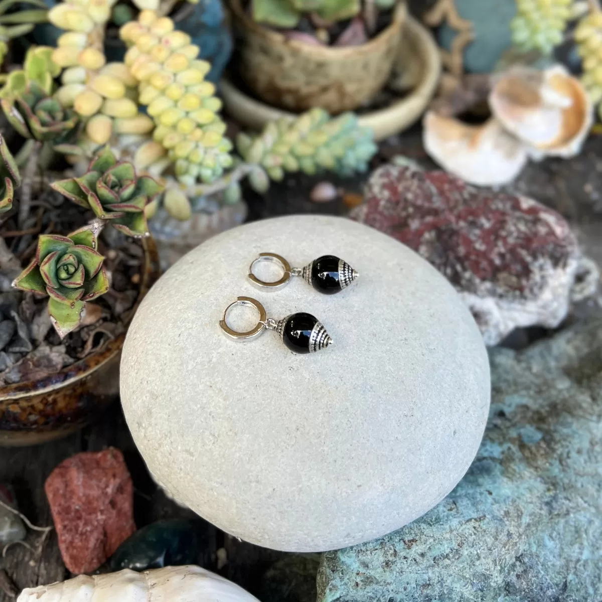 Himalaya Harmony Earrings - Onyx