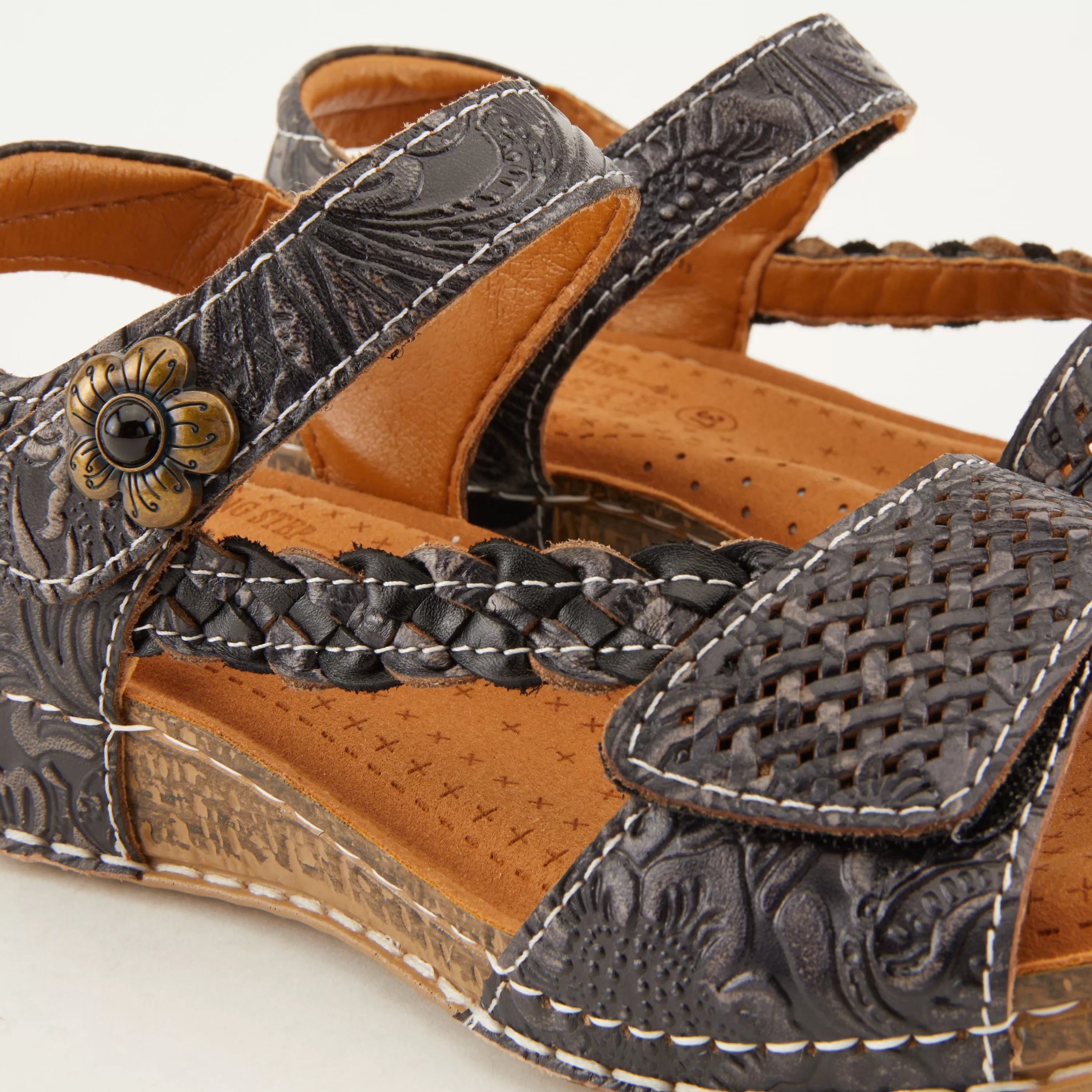 L'ARTISTE POPULAR SANDAL