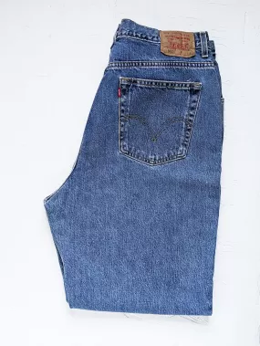 LEVIS 550s Medium Wash Jeans