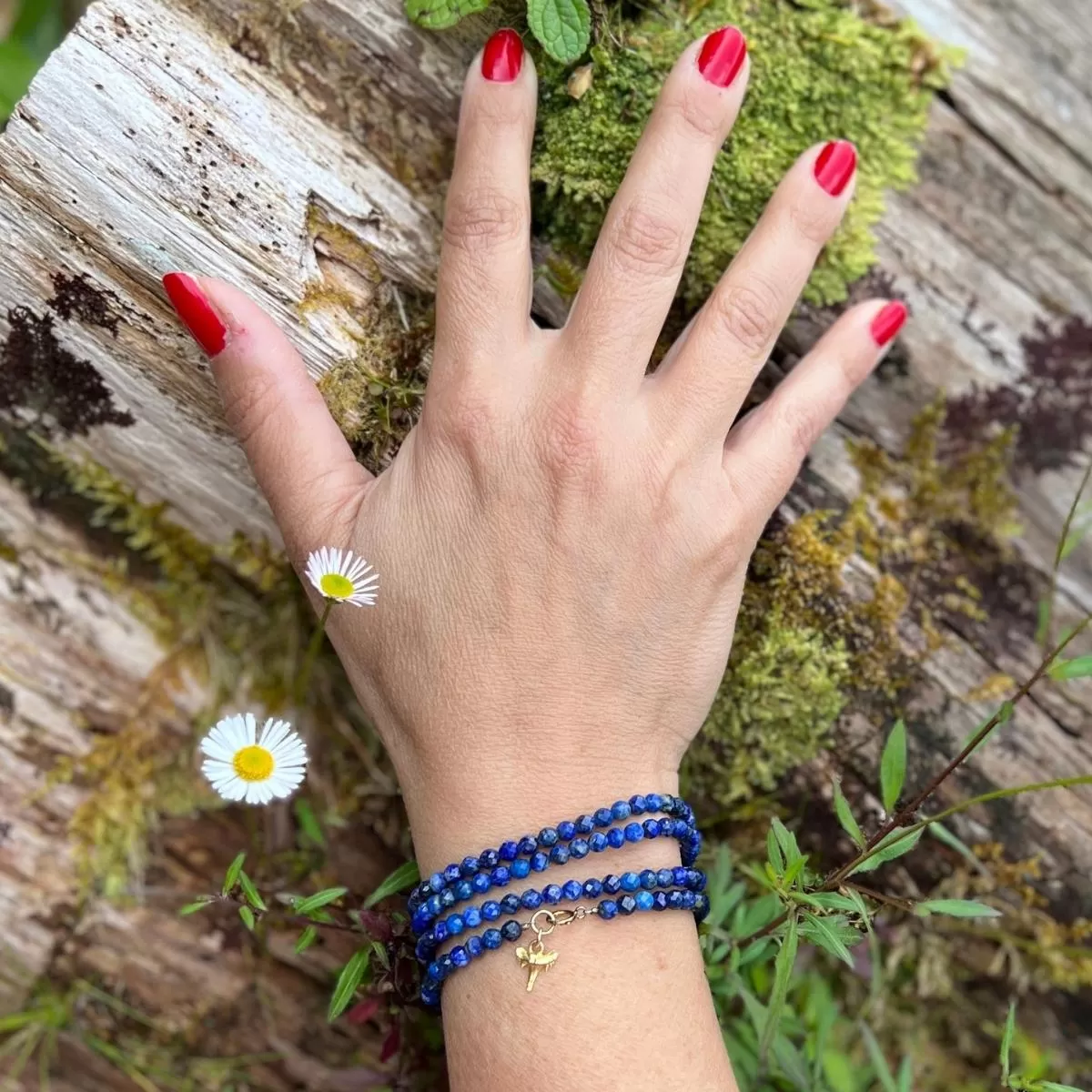 Ocean Treasures Wrap Bracelet with Gold Shark Tooth