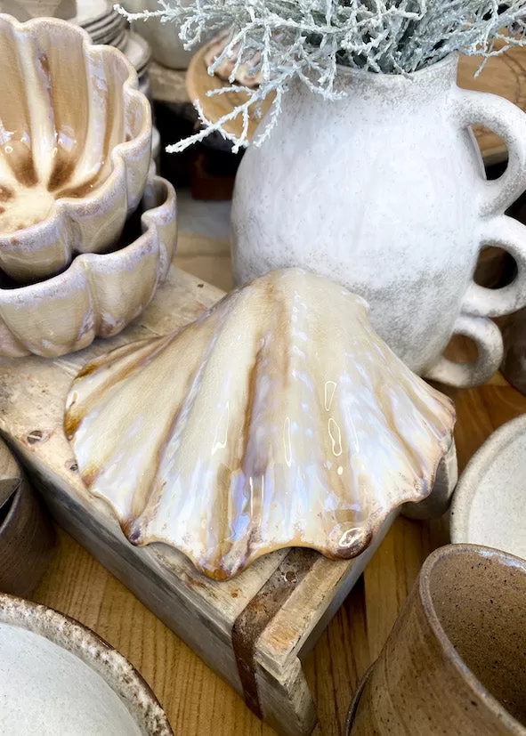 Odette Ceramic Plate - Scallop