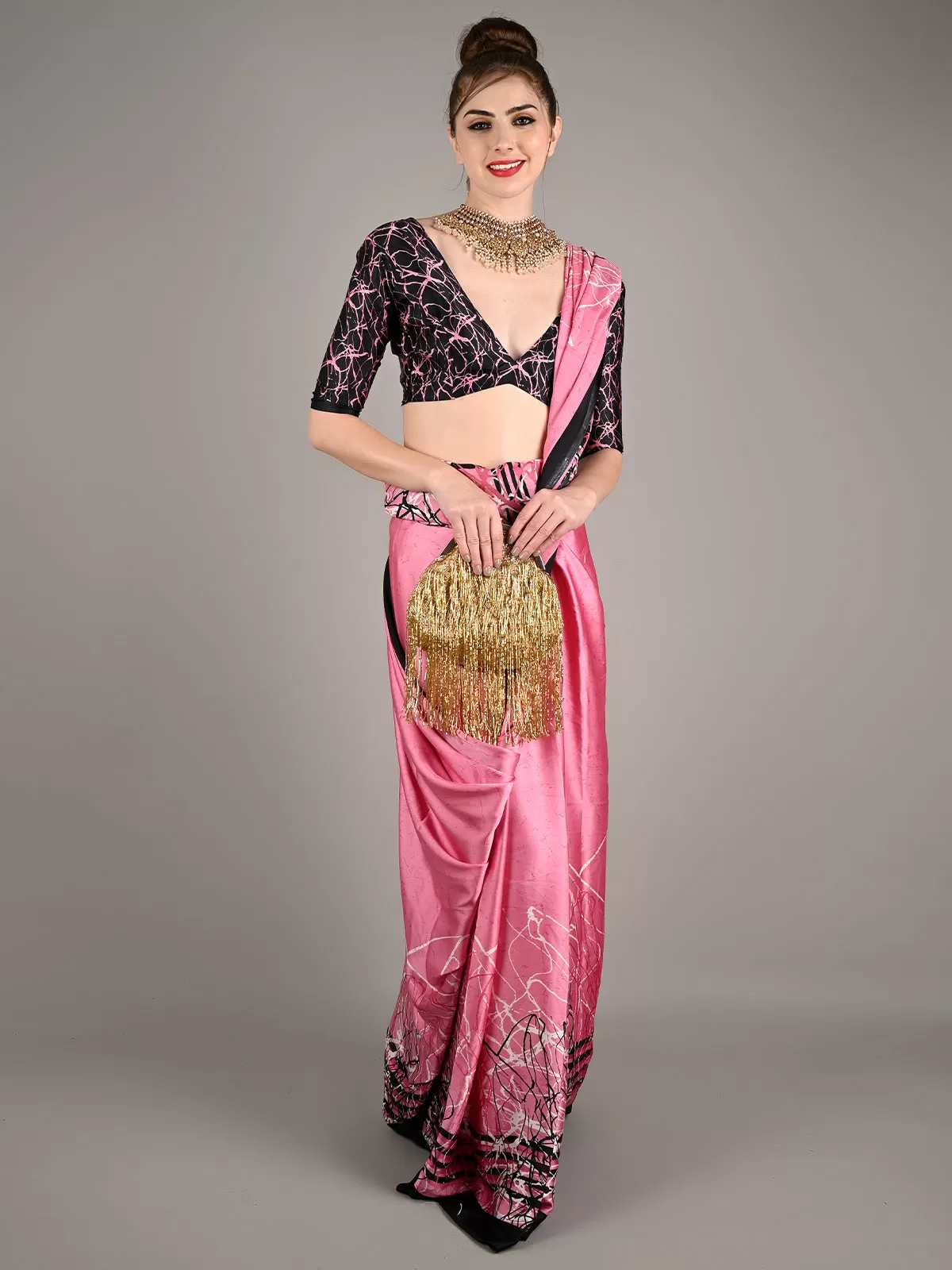 Odette Women Pink Satin Crepe Digital Print Saree With Unstitched Blouse