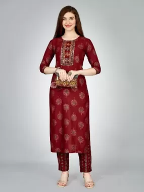 Plus Size Maroon Rayon Foil Print Kurti Pant Set Of 2