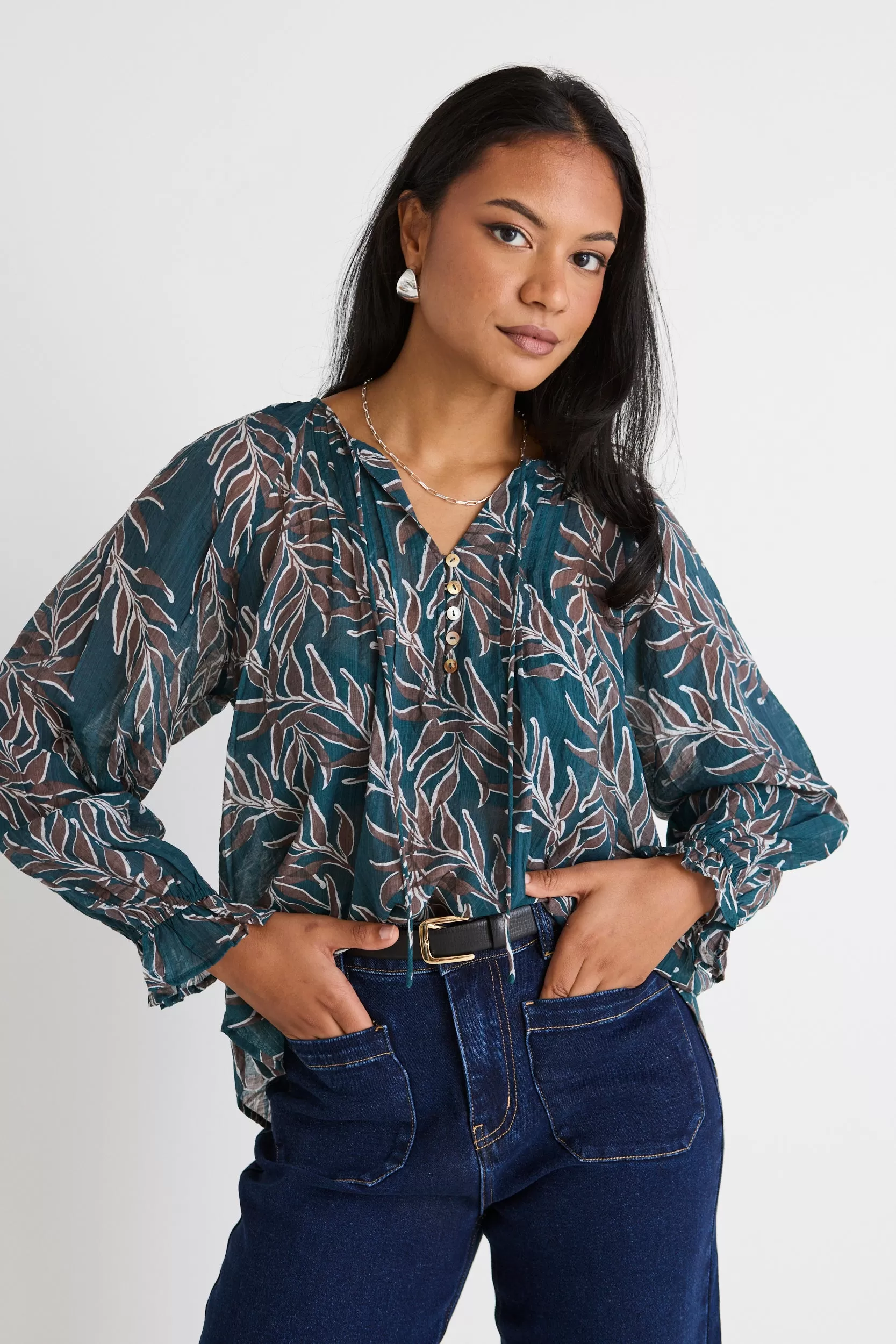 Refine Forest Leaves Pintuck Front LS Top