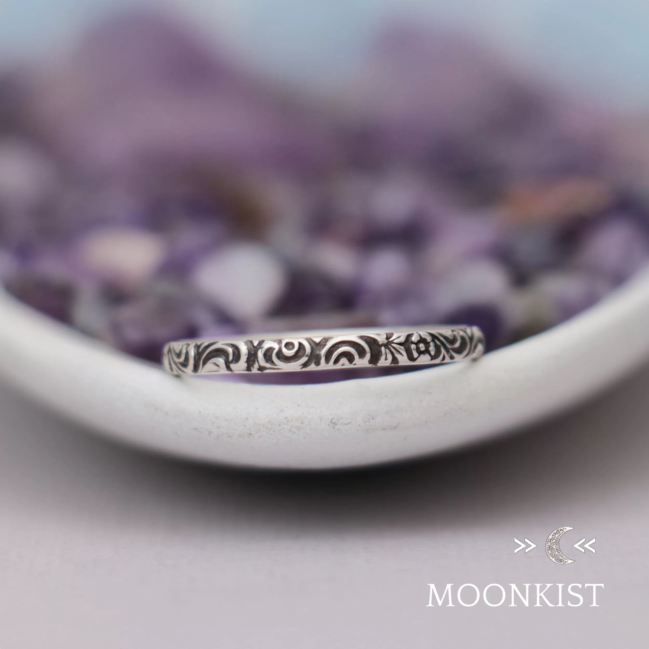 Retro Style Paisley Flower Wedding Band | Moonkist Designs