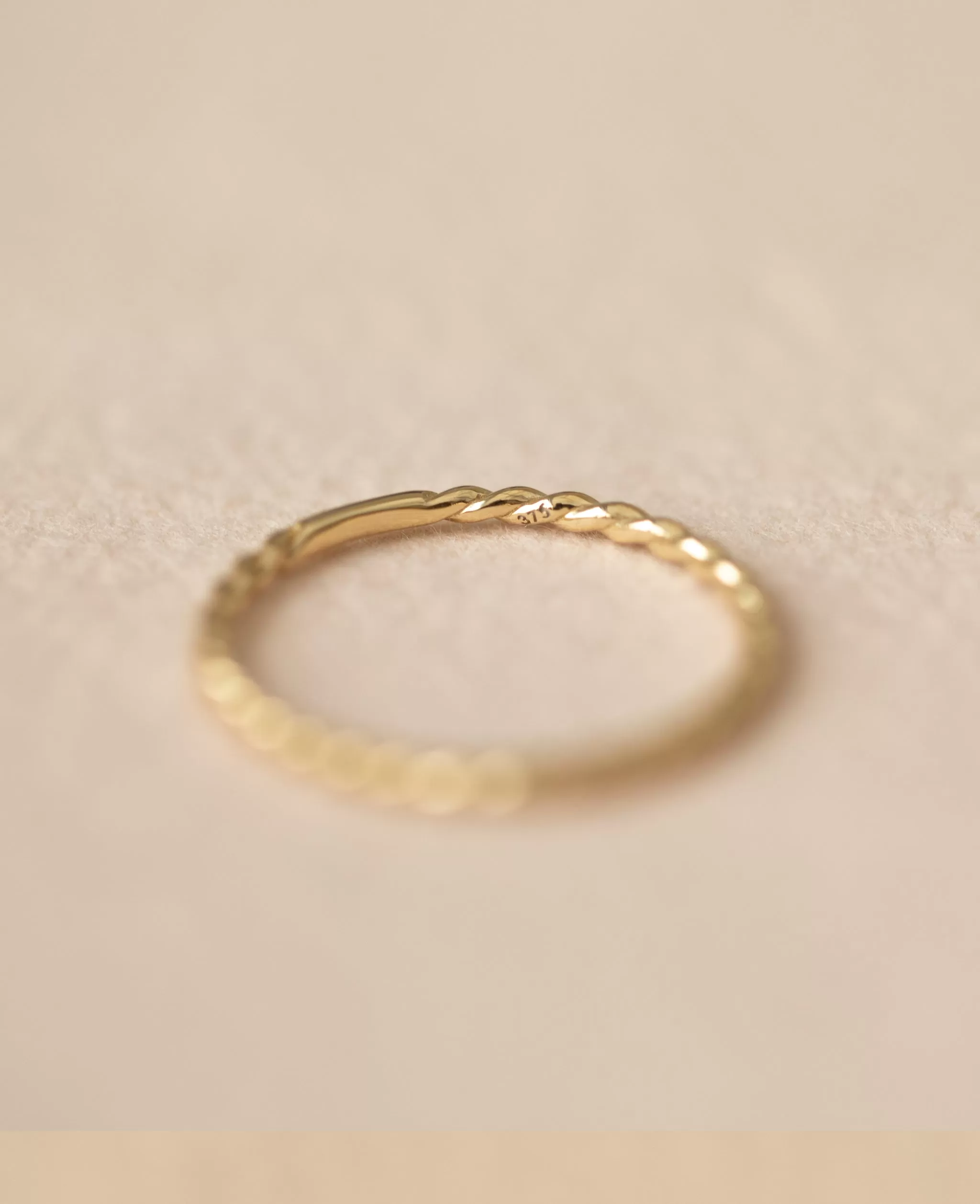 *SAMPLE SALE* 9K Solid Gold Twist Stacking Ring