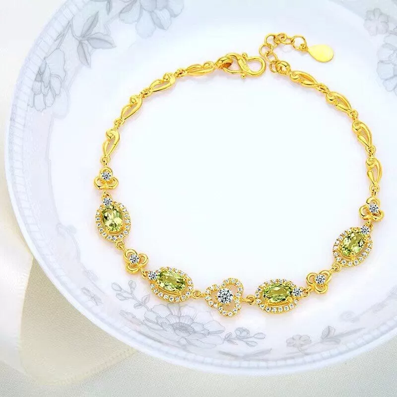 Shiny Peridot Stone Trend Bracelet