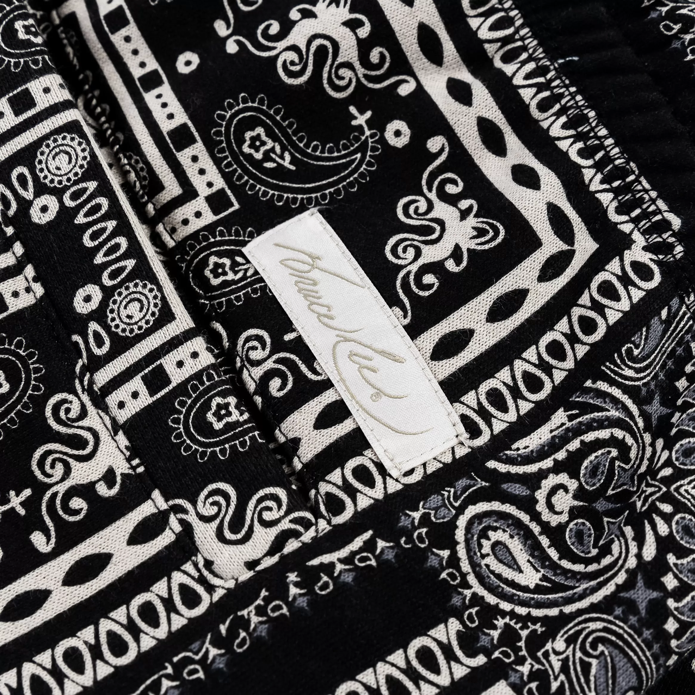 SP x Bruce Lee Be Paisley Joggers Mens Pants (Black/White)