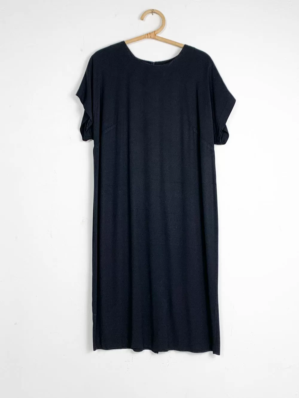 Tracy Richards Black Rayon Shift Dress