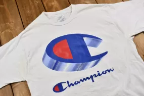 Vintage 1990s Champion Logo T-Shirt / Made in Canada / 90s Streetwear / Retro Style